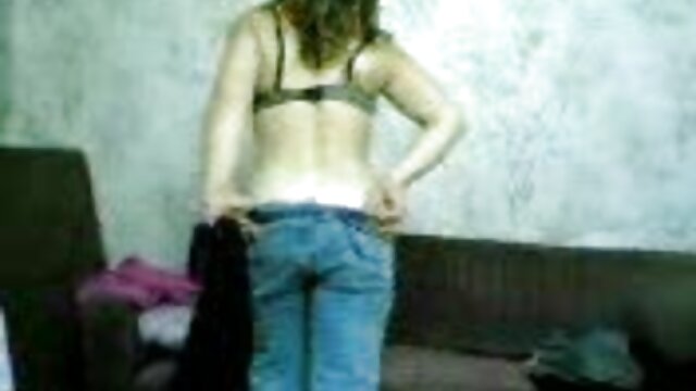 Nóng khiêu dâm, không giấy đăng ký  Ngón tay nhấp nháy thách sexx nhat moi thức